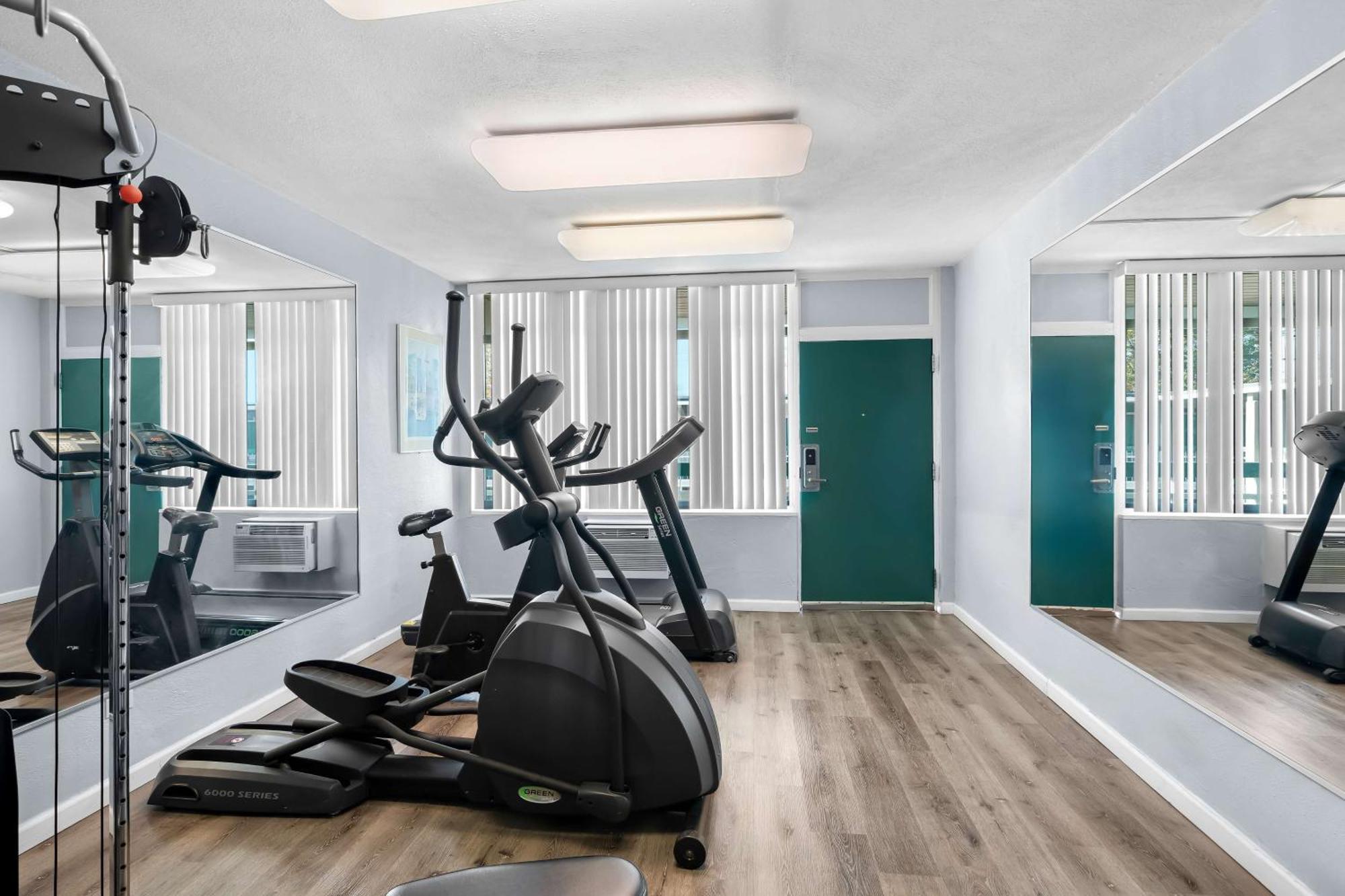 Brandywine Valley Inn Surestay Plus By Best Western Wilmington Esterno foto