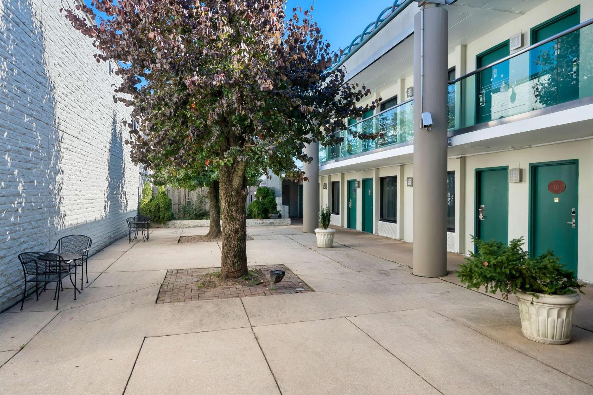 Brandywine Valley Inn Surestay Plus By Best Western Wilmington Esterno foto