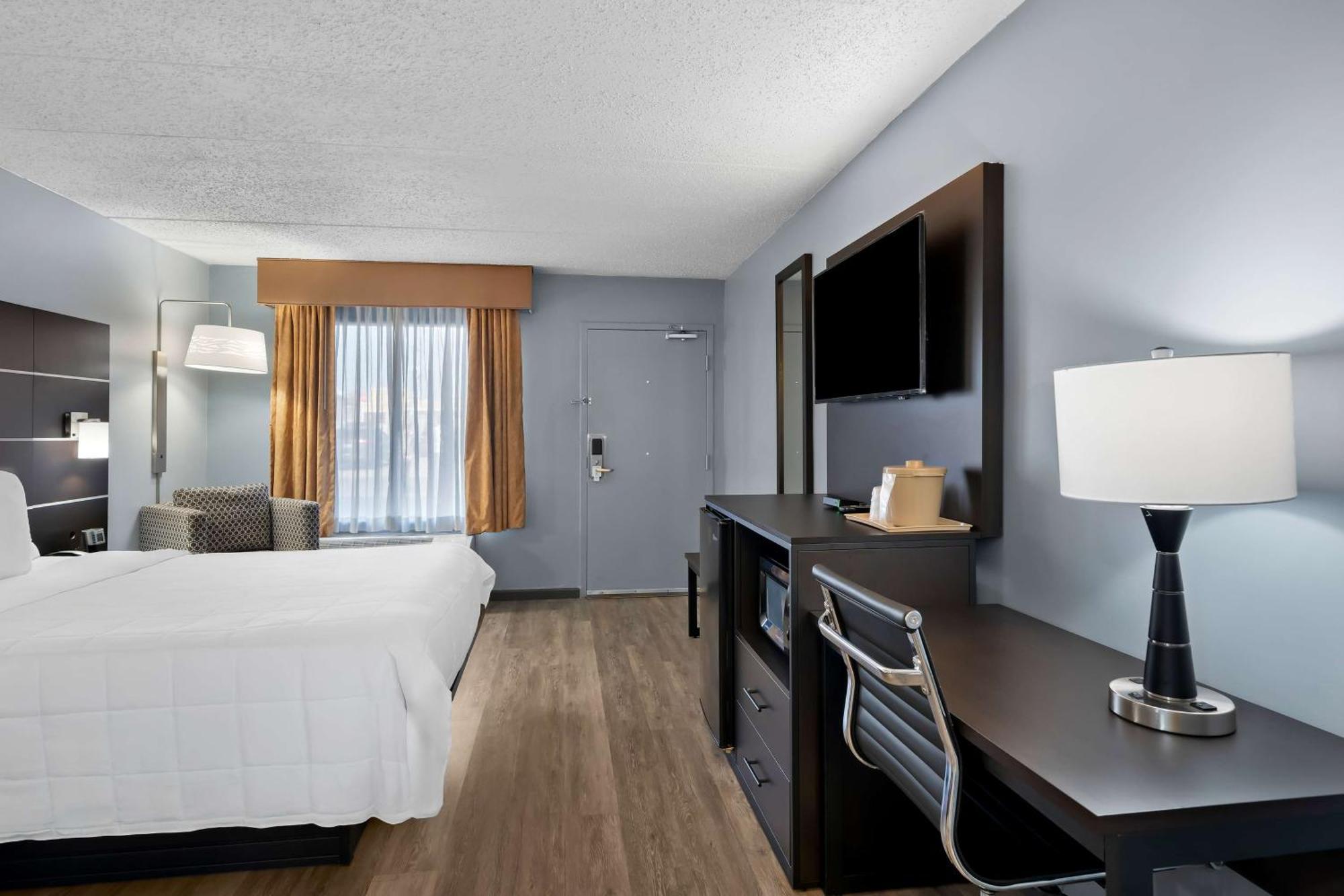 Brandywine Valley Inn Surestay Plus By Best Western Wilmington Esterno foto