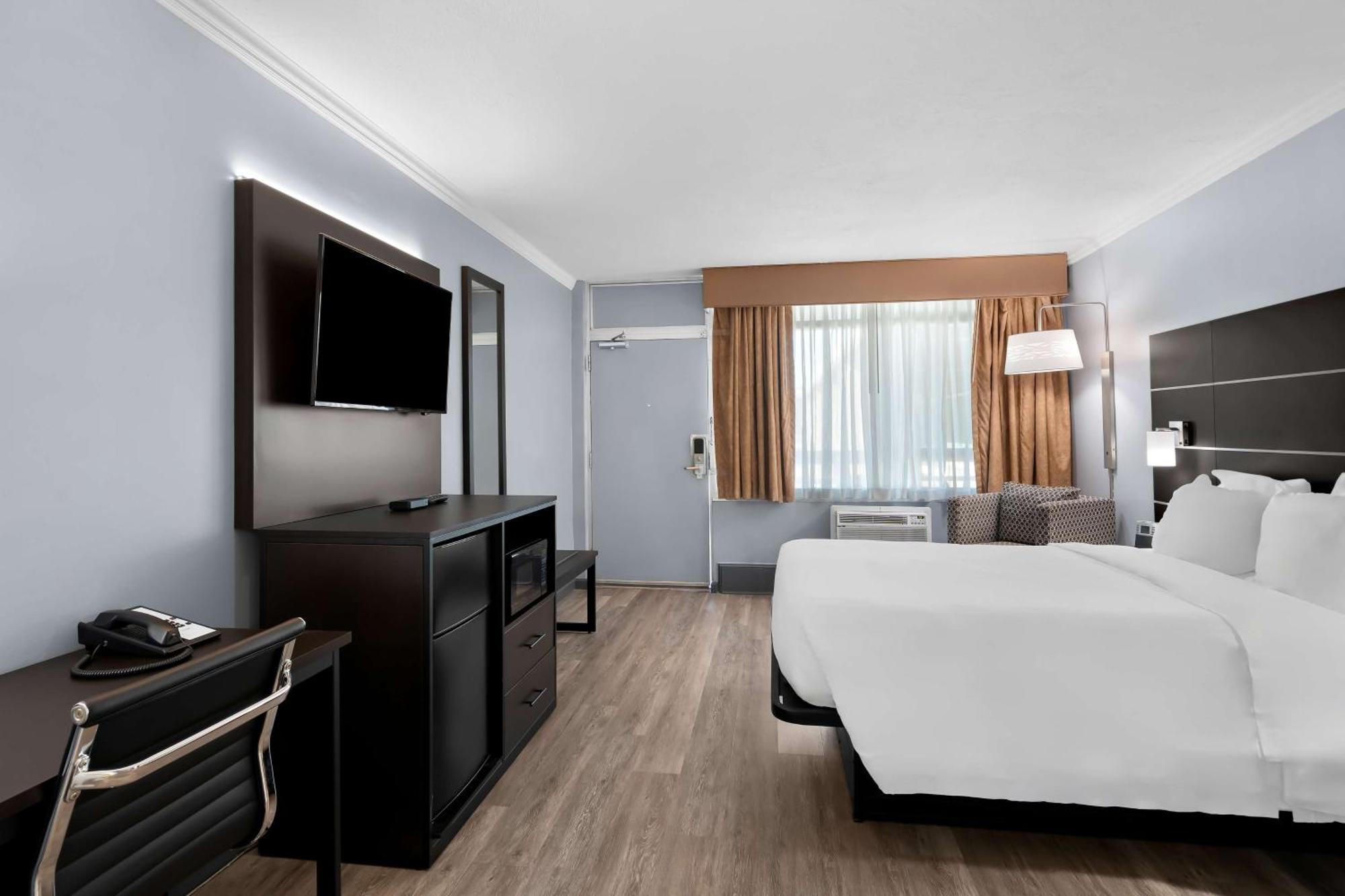 Brandywine Valley Inn Surestay Plus By Best Western Wilmington Esterno foto
